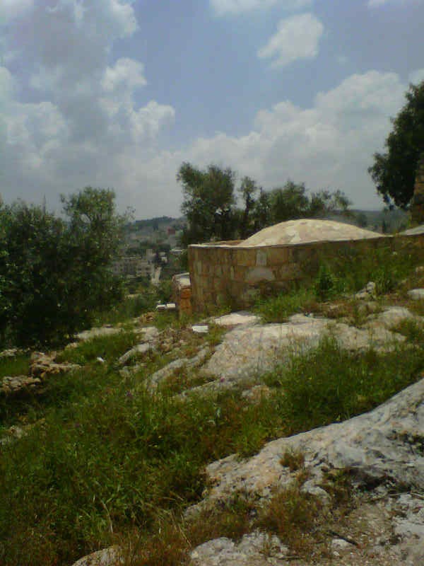 Aboud, l\'antica chiesa di Santa Barbara devastata dagli israeliani